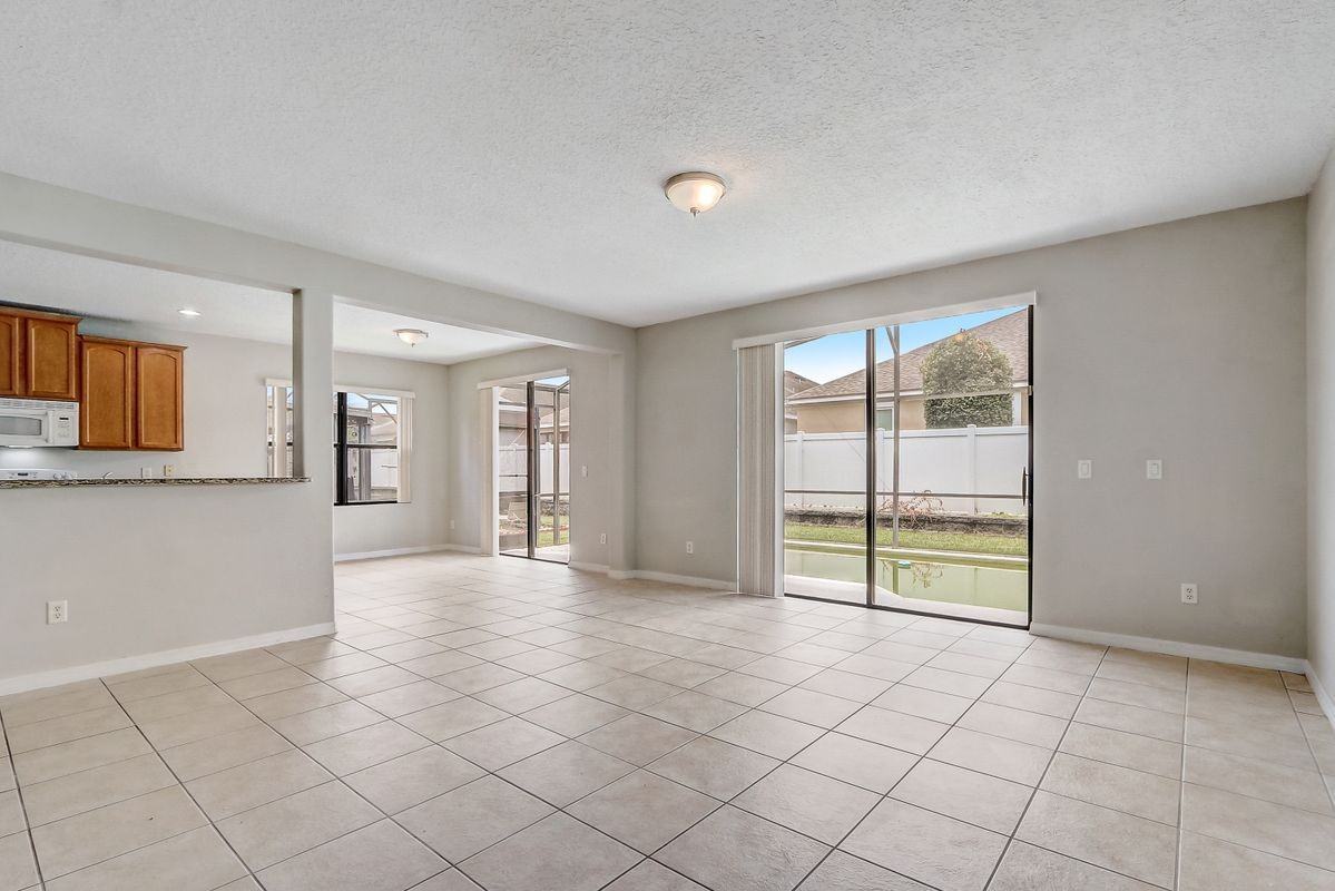 3028 Camino Real Dr S - Photo 6 of 40