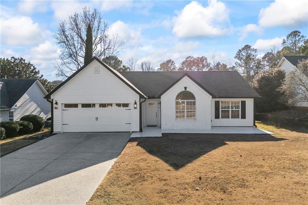 367 Ayelsbury Ct - Photo 2 of 50