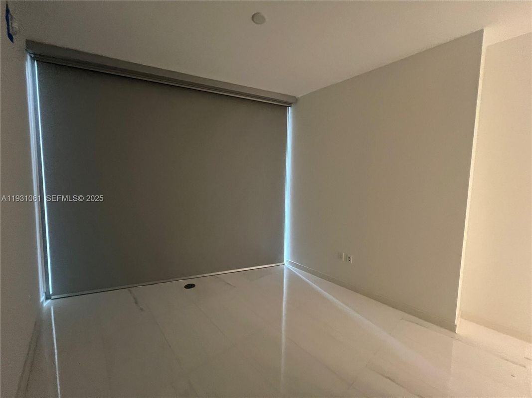 300 Biscayne Boulevard Way - Photo 7 of 38