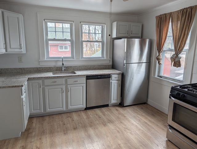 250 Main St ##2 - Photo 2 of 7