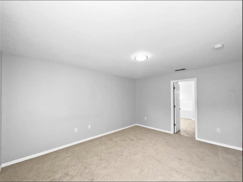 7010 Summit Cir - Photo 7 of 18