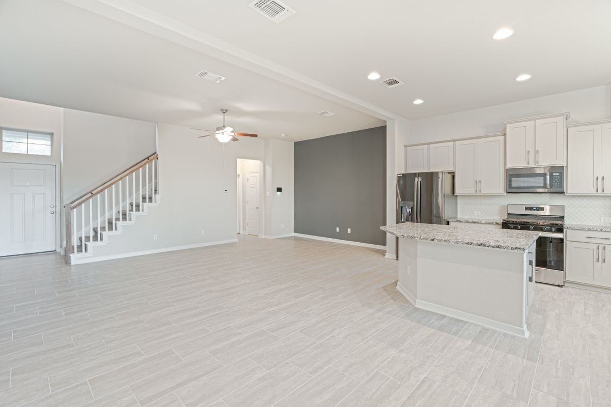 2212 Dillon Pond Ln ##B - Photo 2 of 26