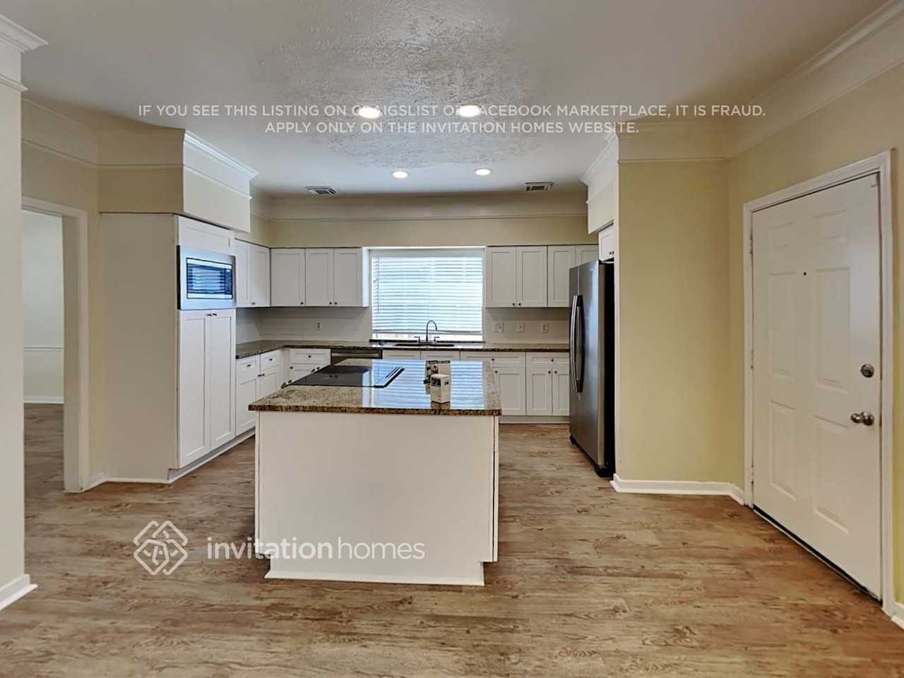 6007 Culross Close - Photo 4 of 33