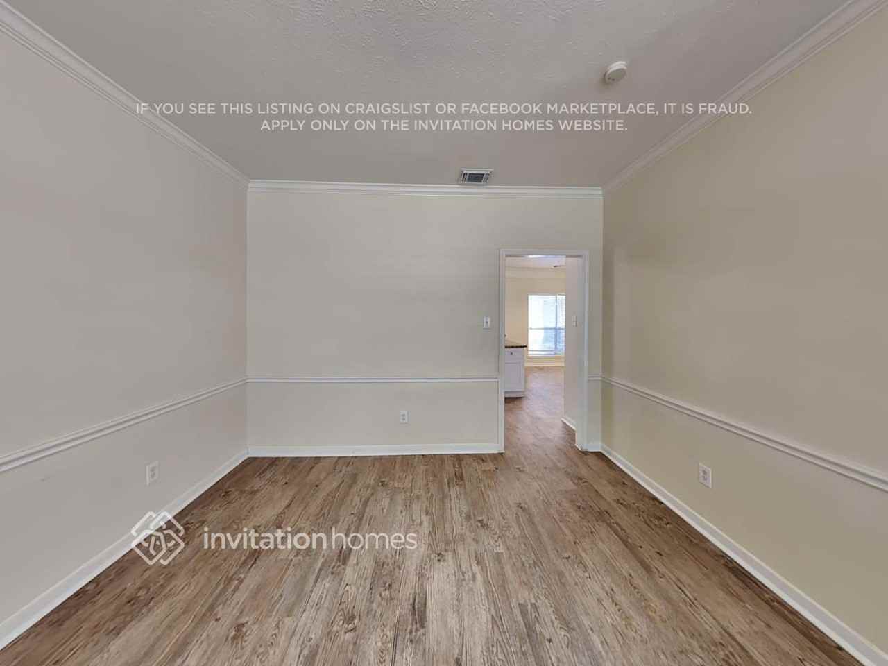 6007 Culross Close - Photo 6 of 33