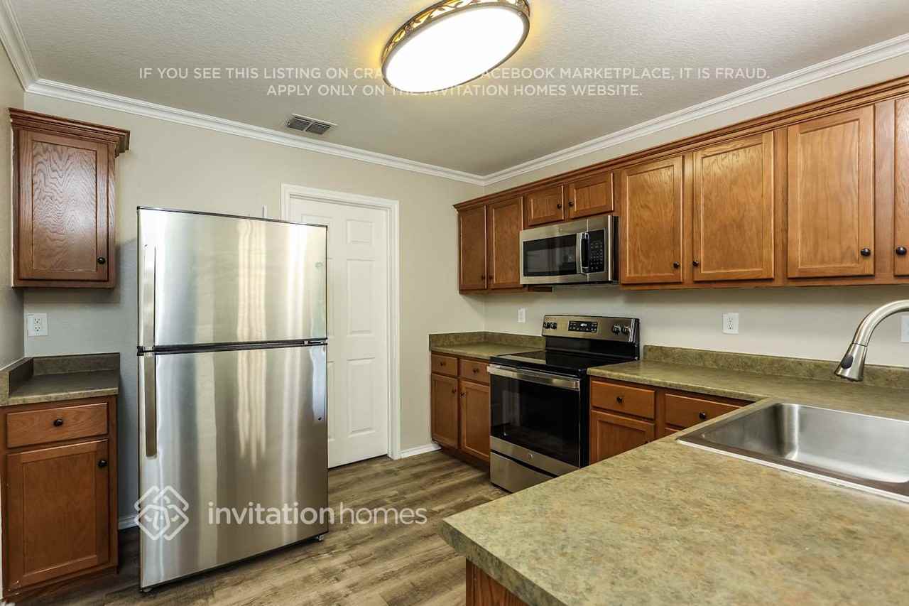 9334 Juniper Spg - Photo 4 of 16