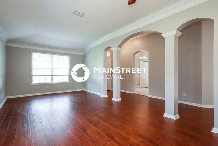 991 Ashton Cove Ter - Photo 4 of 16