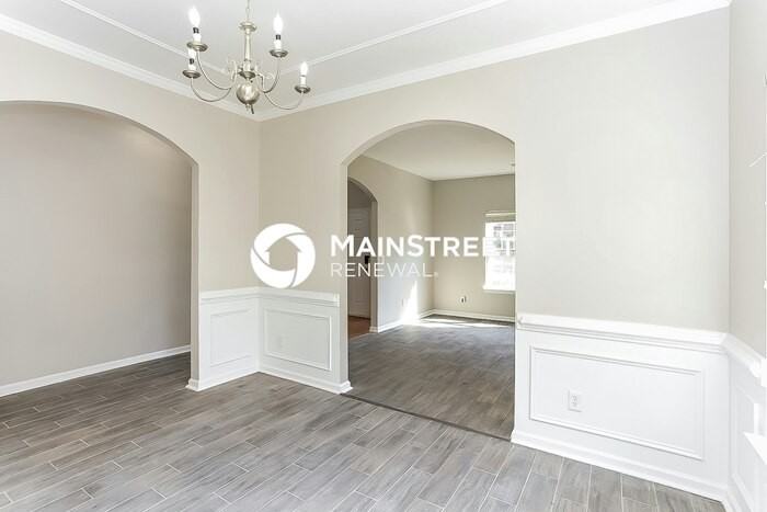 5118 Upper Elm St - Photo 3 of 17