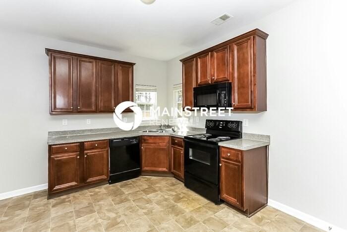 5118 Upper Elm St - Photo 4 of 17