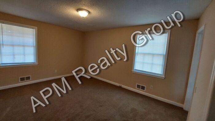 2011 Dominion Dr - Photo 5 of 17