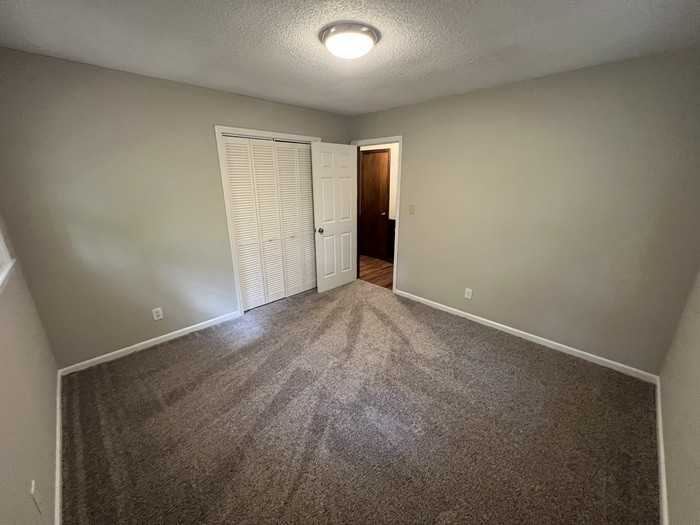 226 State Road S-42-9747 - Photo 5 of 8