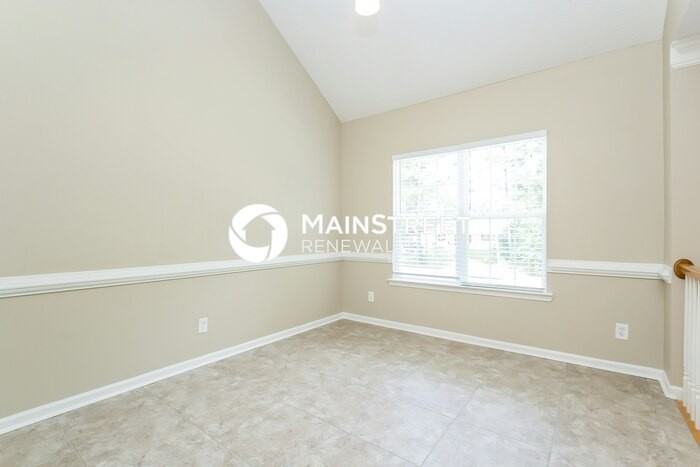 308 Barr Cir - Photo 7 of 15