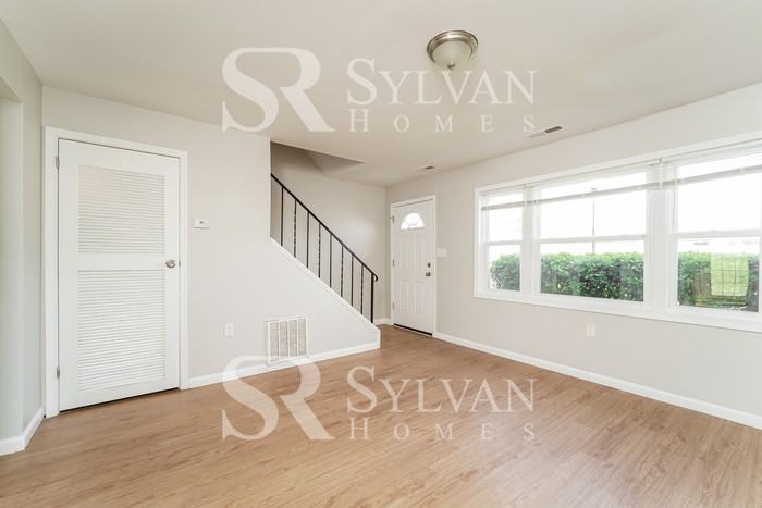 2608 Molton Way - Photo 4 of 14