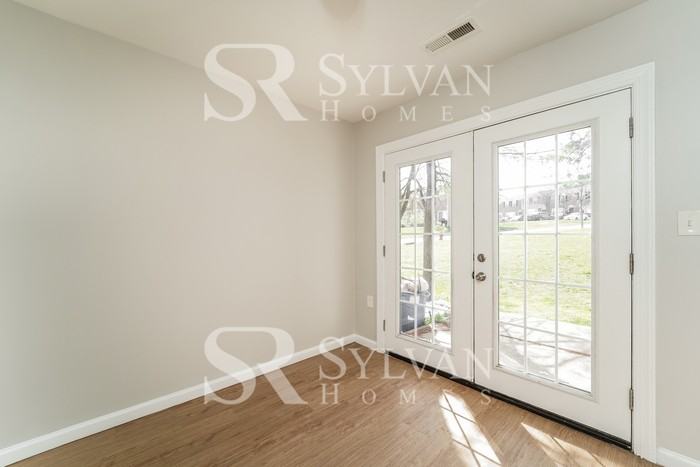 2608 Molton Way - Photo 5 of 14