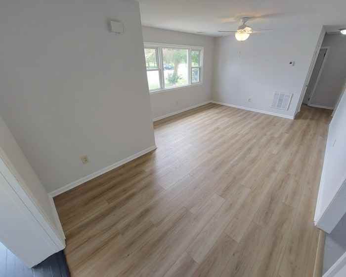 112 S Second St - Photo 6 of 22