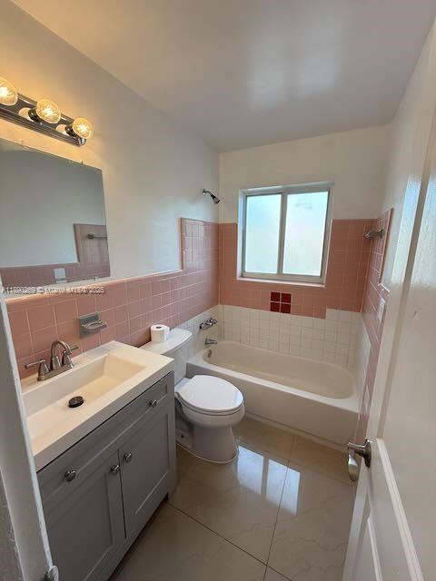 946 Laurel Drive - Photo 5 of 14