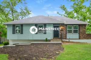 featured image of 409 Ne Sharon Dr