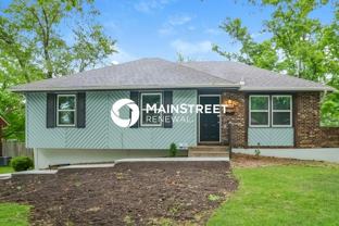 409 Ne Sharon Dr - Photo 1 of 1