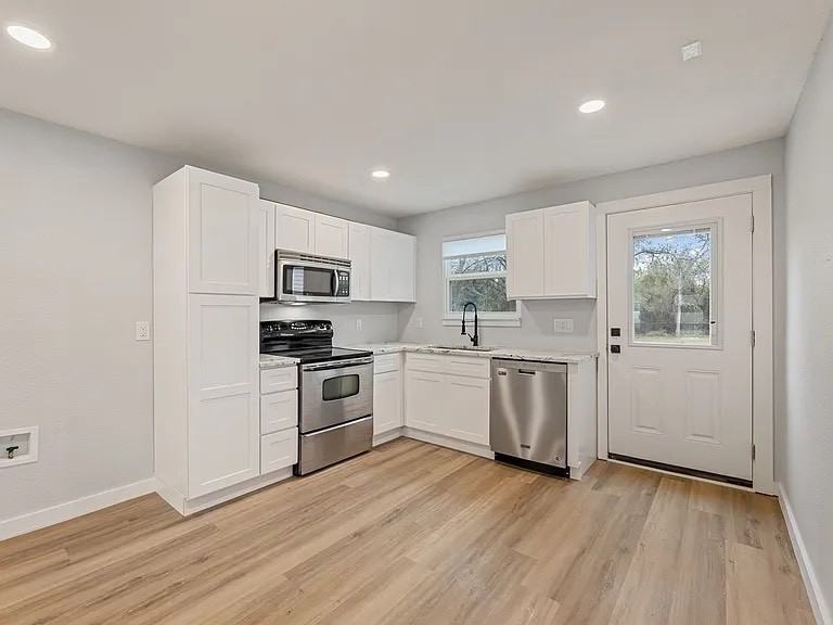 2512 Campbell Street - Photo 7 of 12