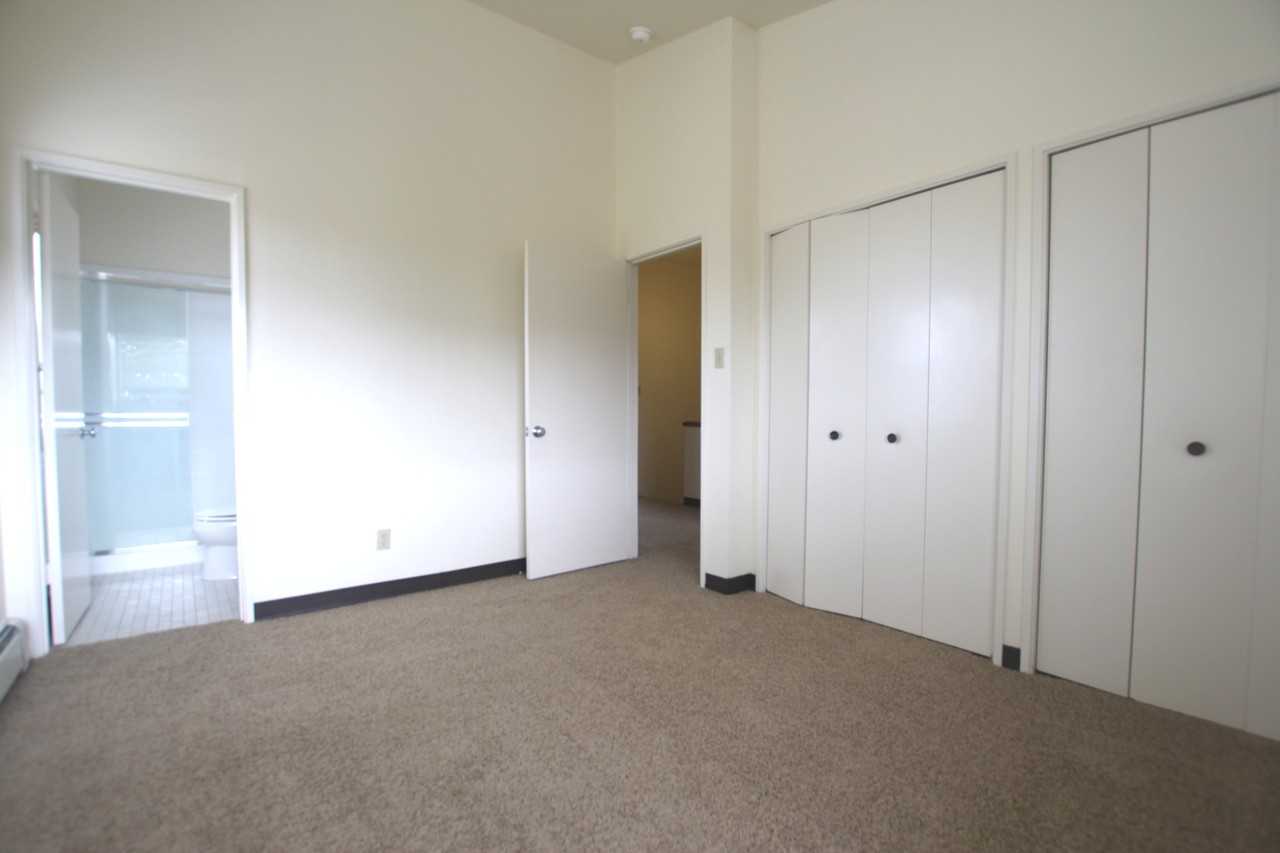 1705 Brooks Street #F - Photo 3 of 8