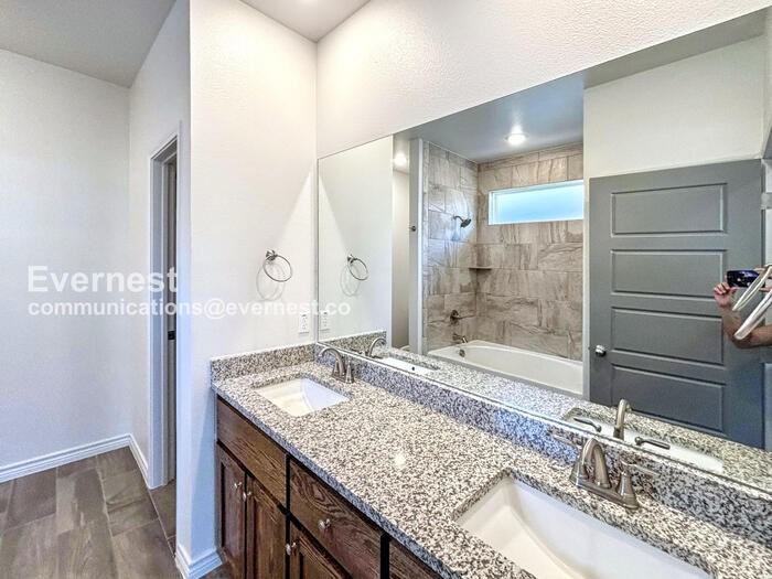 8518 Trungle Rd - Photo 5 of 22