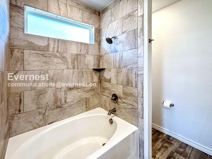 8518 Trungle Rd - Photo 6 of 22