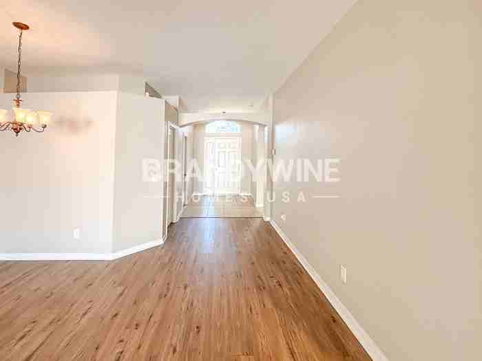 1837 Atlantic Dr - Photo 7 of 25