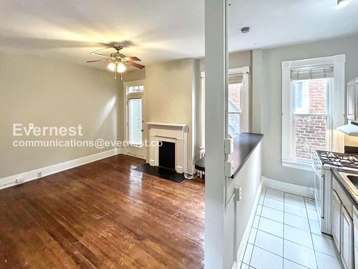 1605 Grove Ave #4 - Photo 6 of 23