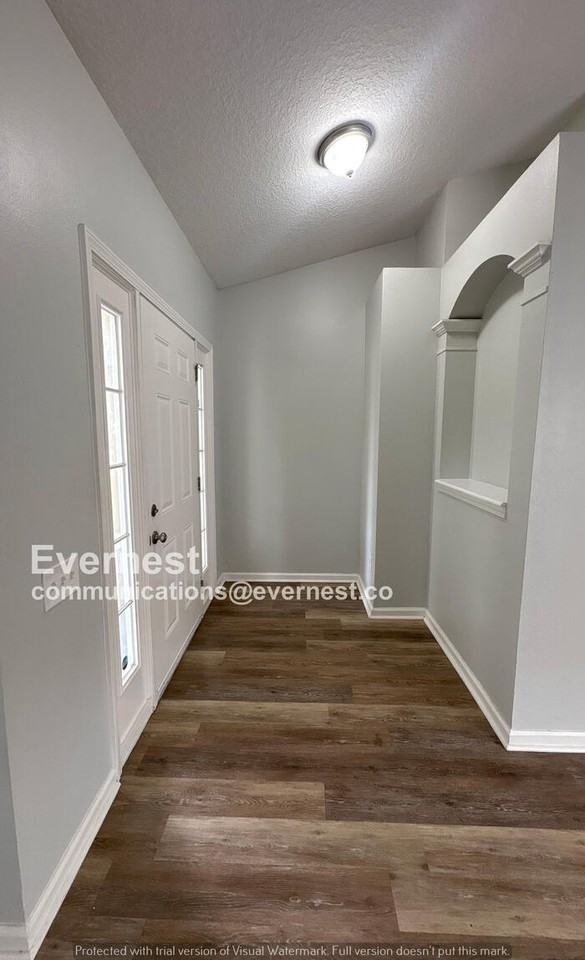 10433 Hunters Haven Blvd - Photo 4 of 25