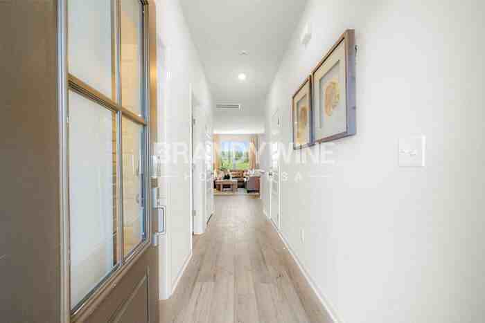 820 Big Bend Ct - Photo 3 of 31