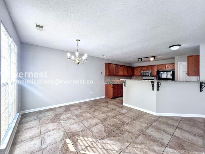 1649 Central Trails Dr - Photo 5 of 28