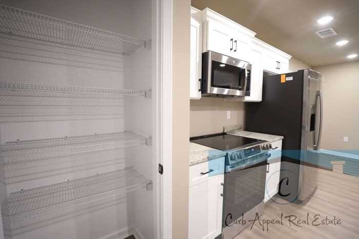 5628 Morgan Drive - Photo 4 of 15