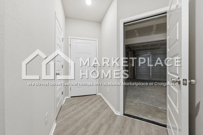 8903 Preston Wood Dr - Photo 4 of 28