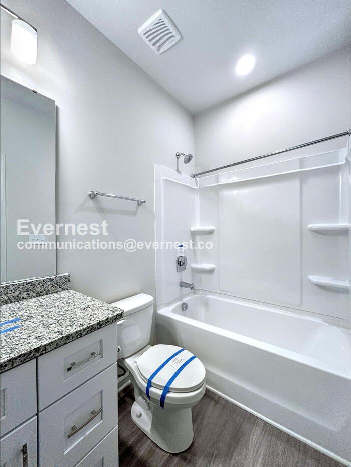 310 Correll St - Photo 5 of 16