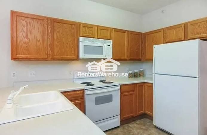 17580 Haralson Dr - Photo 2 of 13