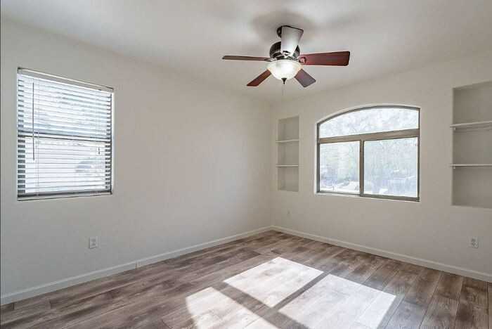 985 E Mowry Wash Ln - Photo 7 of 10