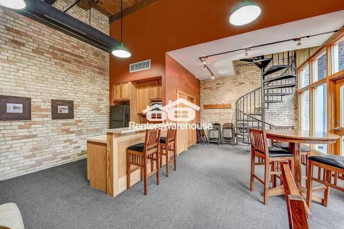 289 5th St E #614 - Photo 6 of 15