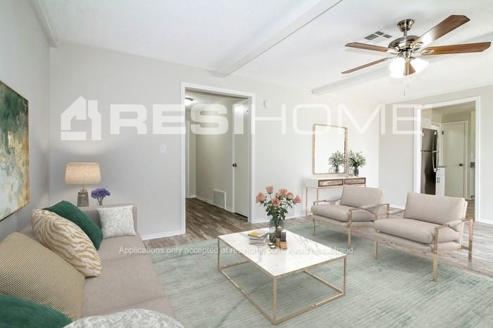 447 E Carson Ln - Photo 7 of 16