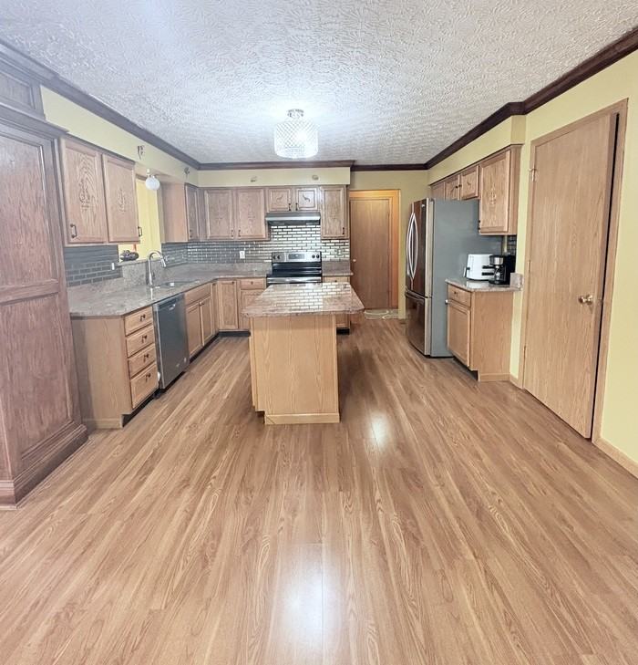 4379 Landmark Rd - Photo 2 of 31