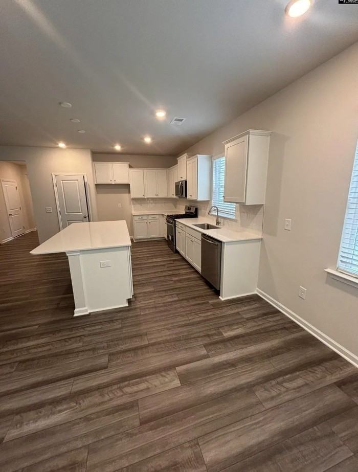 138 Parkwood Ct - Photo 6 of 17