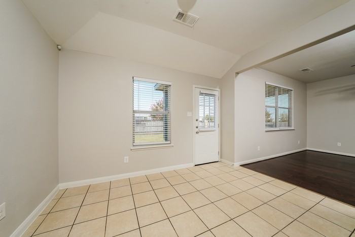 3400 Spruce St - Photo 7 of 21