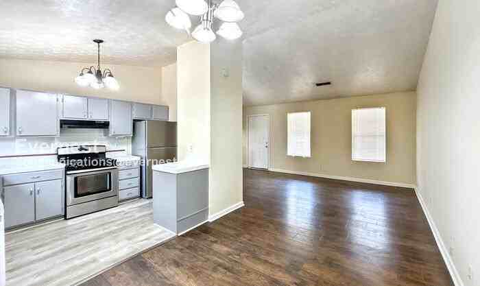 1888 Singer Way - Photo 4 of 23