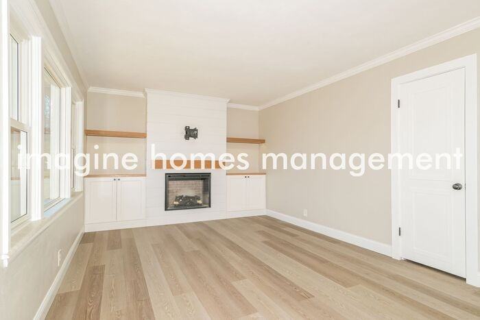 8531 General Grant Ln - Photo 5 of 22