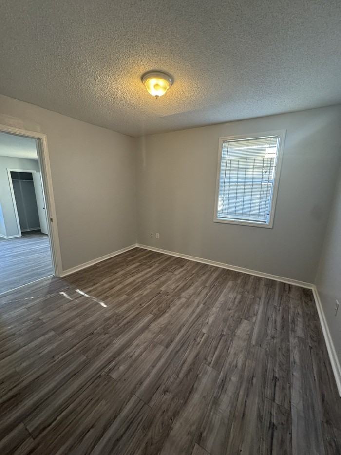 1814 State St - Photo 6 of 9