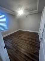 featured image of 3900 Lakeshore Blvd E #112