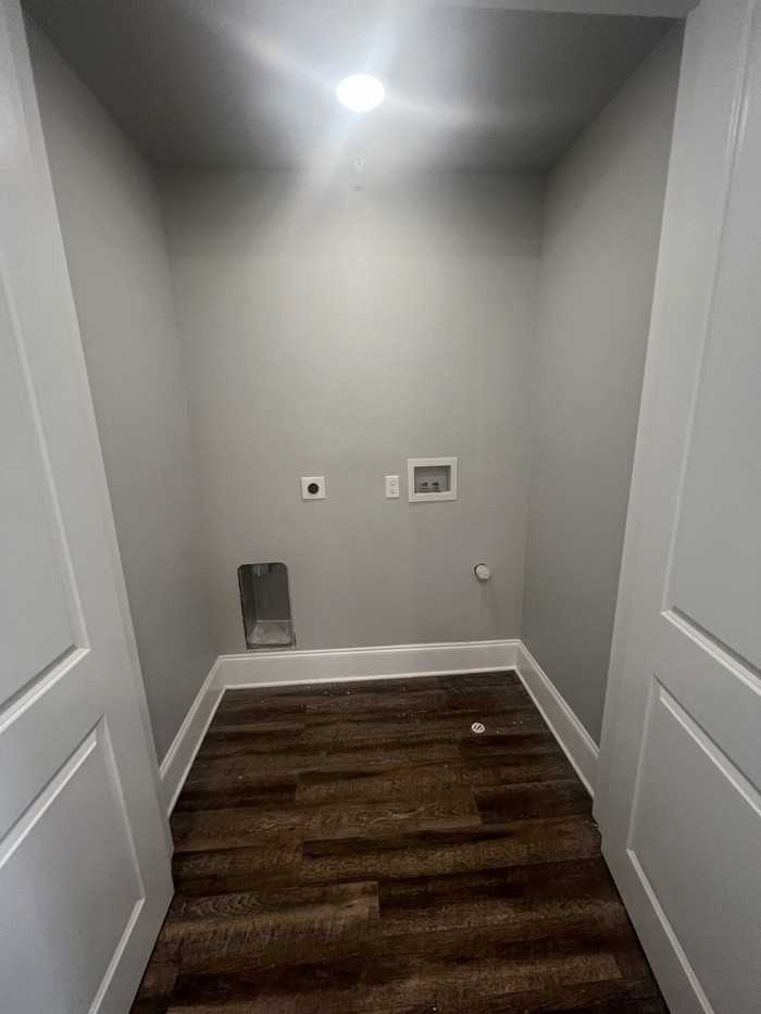 3900 Lakeshore Blvd E #112 - Photo 3 of 12