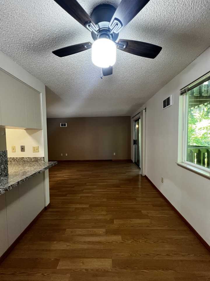 3385 Ratcliff Ln Se #3385 - Photo 3 of 11