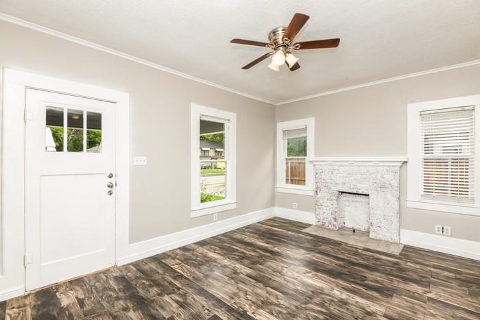 114 Scurlock Ave - Photo 2 of 14