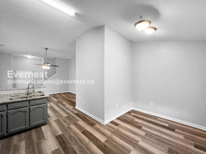 5641 Kaitlyn Dr W - Photo 3 of 17