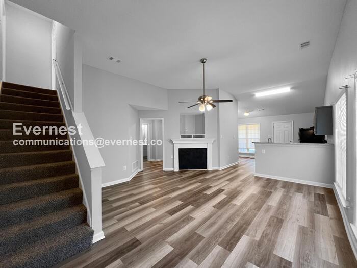 5641 Kaitlyn Dr W - Photo 5 of 17