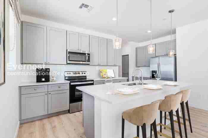 1500 N 35th St - Photo 3 of 19